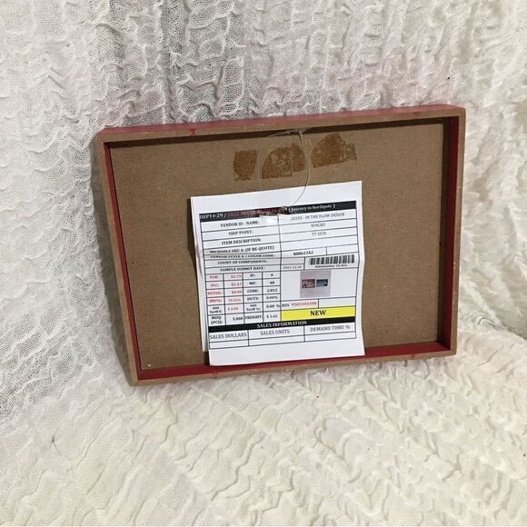 NWT "Santa Claus is Coming to Town" Christmas Decor - Picture 3 of 5